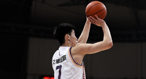 李春江收到好消息：郭昊文落选NBA发展联盟选秀，安心打CBA